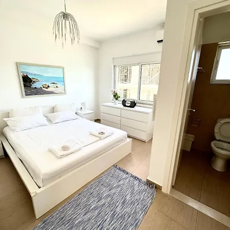 K&t Seaside Deluxe Twobedroom Sarande