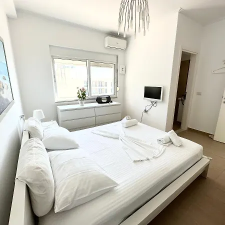 K&t Seaside Deluxe Twobedroom Appartamento Sarandë