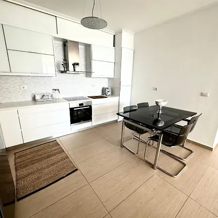 Appartamento K&t Seaside Deluxe Twobedroom Sarandë